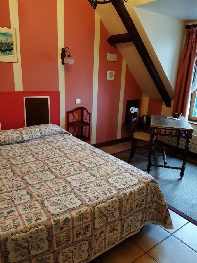 Chambres D'Hotes Sur La Courtine De Coucy Exterior photo